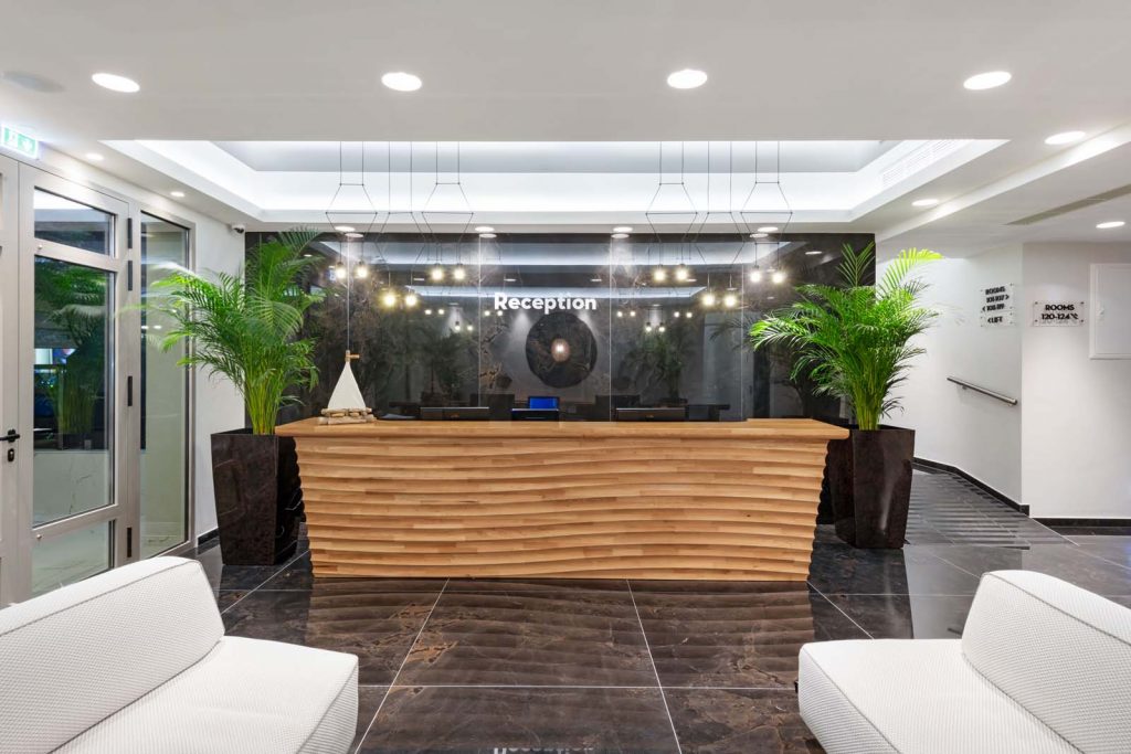 Reception desk